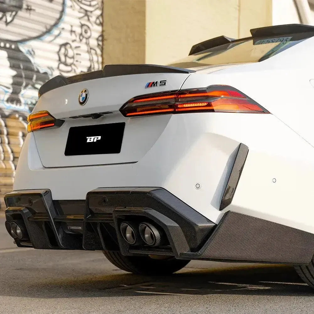 SQ Style Carbon Fiber Rear Diffuser V2 - BMW G90/G99 M5