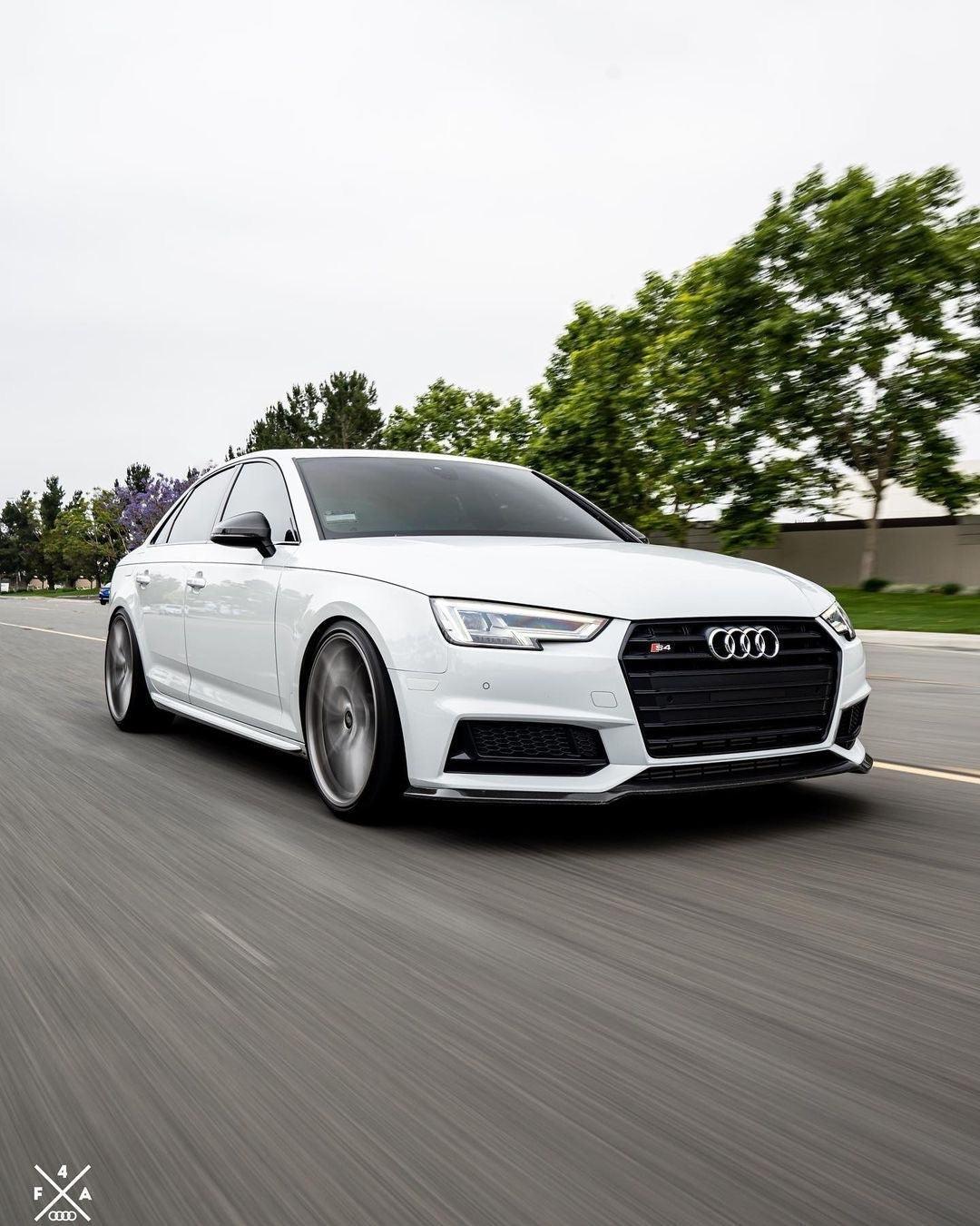 Audi RS4 / S4 / A4