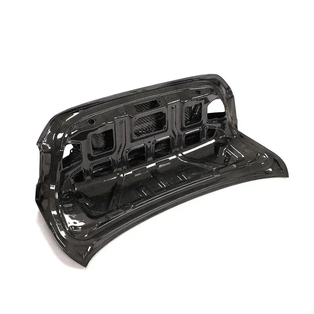 LW Style Carbon Fiber Duckbill Trunk - BMW F82 M4