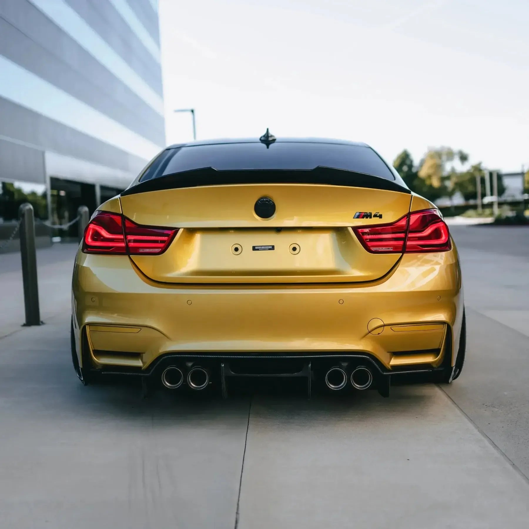 MP Style Carbon Fiber Exhaust Tip Set - BMW F80 M3, F82/F83 M4 & F82 M2