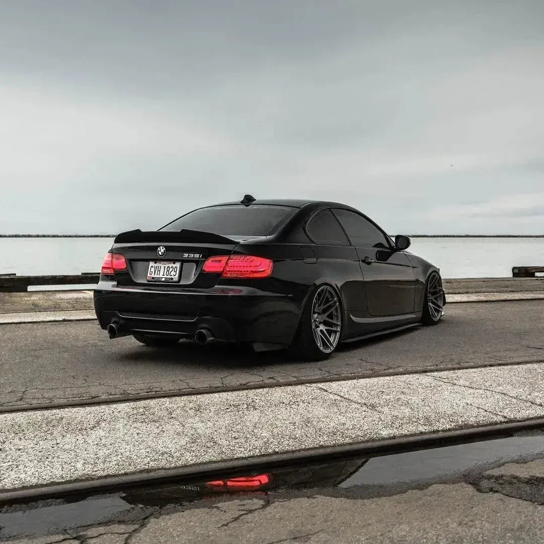 PSM Style High Kick Carbon Fiber Trunk Spoiler - BMW E90 / E92 / E93 M3 & 3 Series