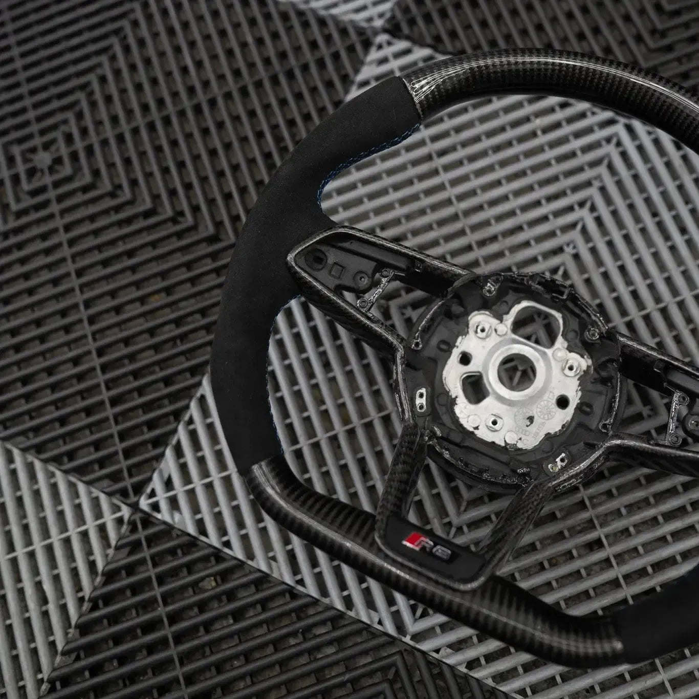 Pre-Configured Carbon Fiber Steering Wheel – Ready to Ship Today