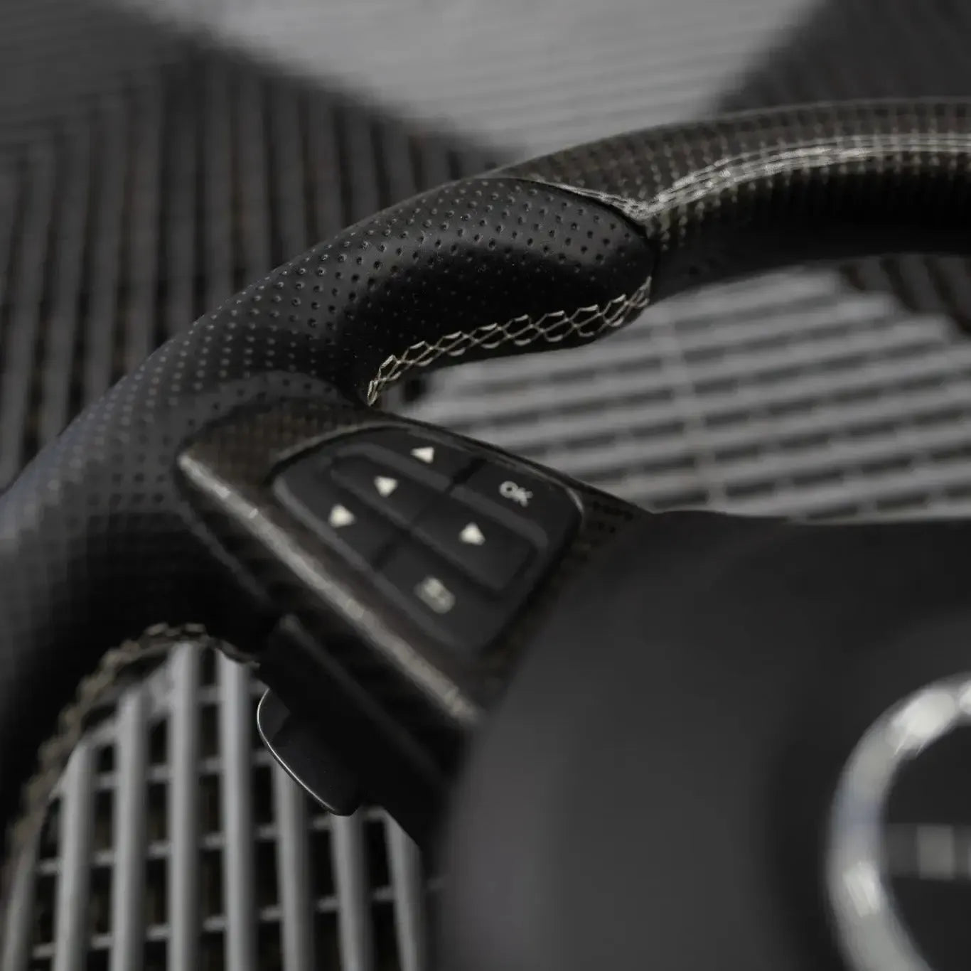 Pre-Configured Carbon Fiber Steering Wheel – Ready to Ship Today