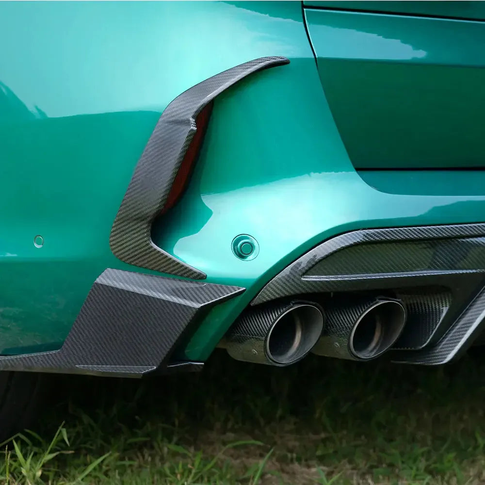 SQ Style Carbon Fiber Diffuser With or Without Brake Light - BMW F95 X5M