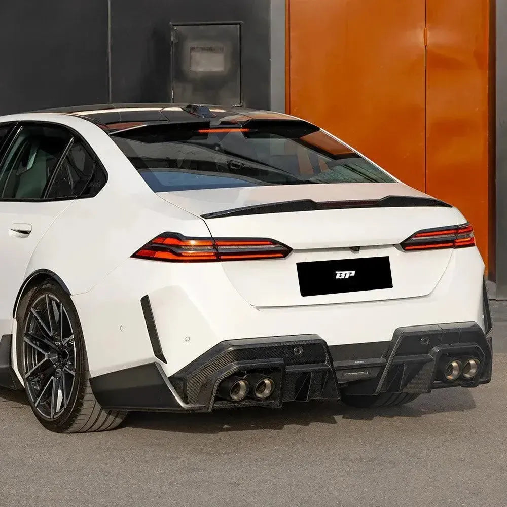 SQ Style Carbon Fiber Rear Diffuser V2 - BMW G90/G99 M5
