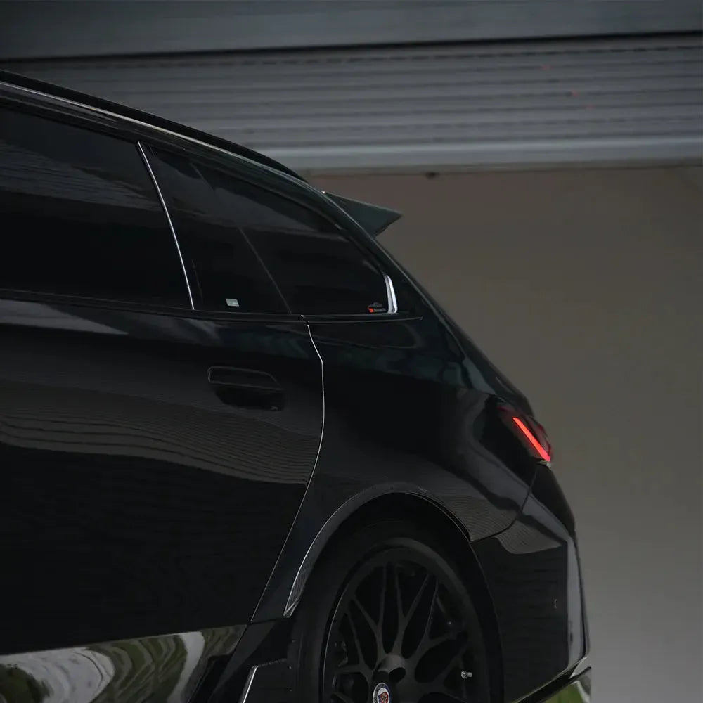 SQ Style Carbon Fiber Roof Spoiler - BMW G99 M5
