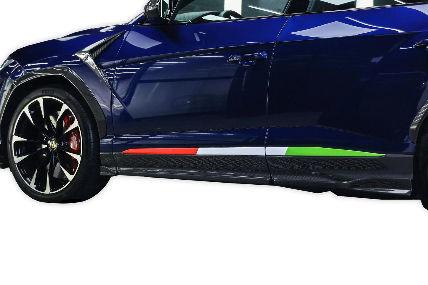 TC Style Carbon Fiber Wheel Fender Trim - Lamborghini Urus